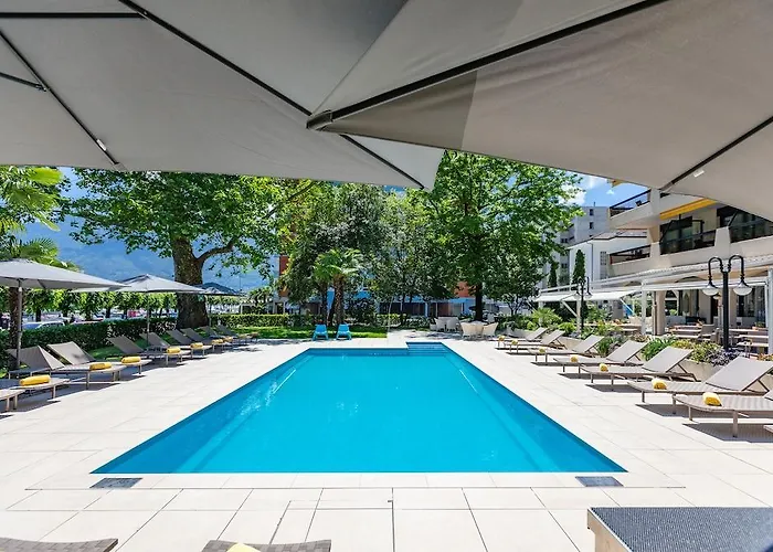 阿卡迪亚洛迦诺h4酒店 洛迦诺