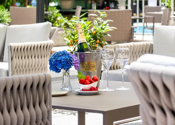 阿卡迪亚洛迦诺h4酒店 洛迦诺